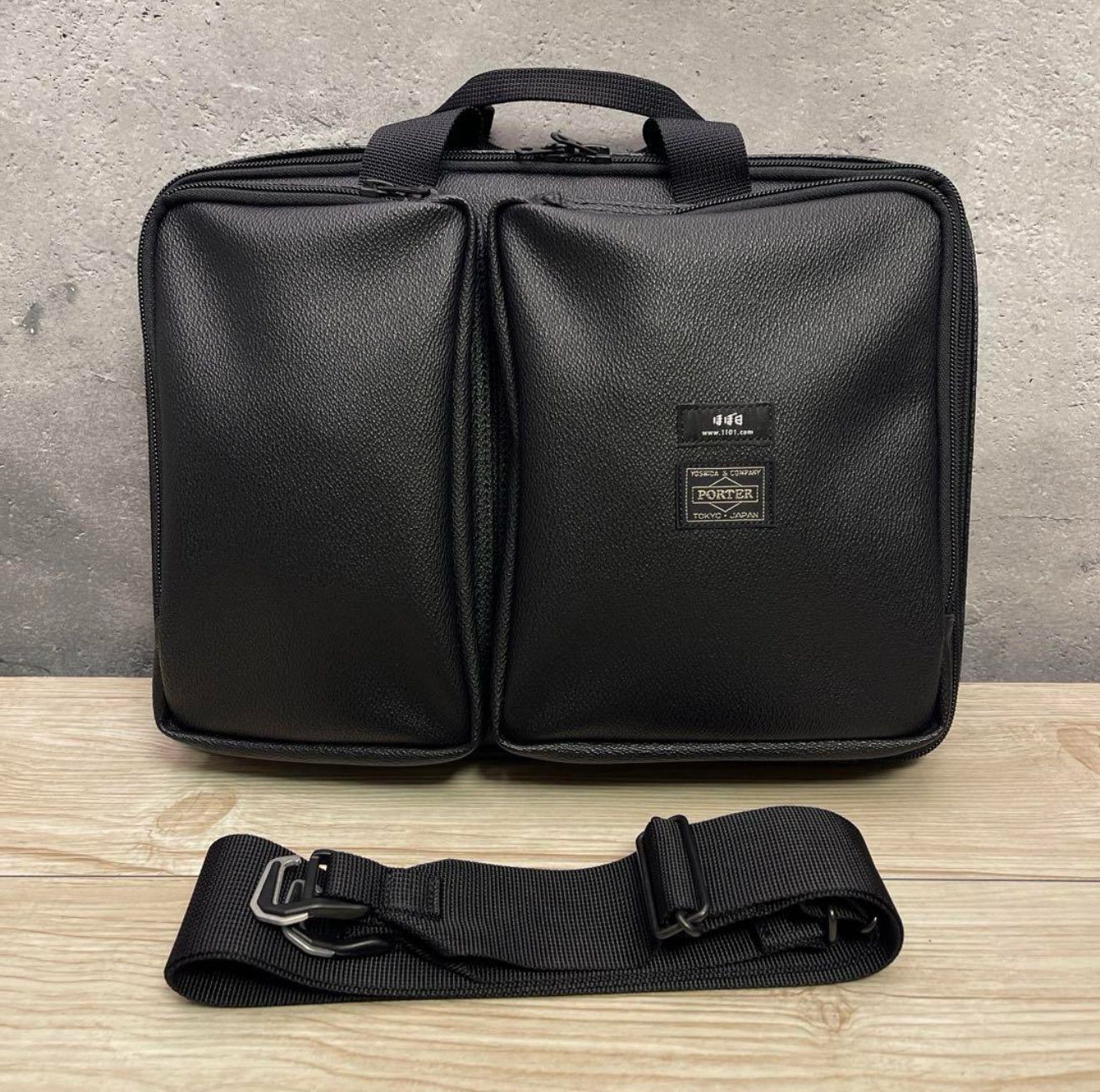 ✨PORTER × ほぼ日 コラボ サテライト PCケース ブラック✨ - メルカリ
