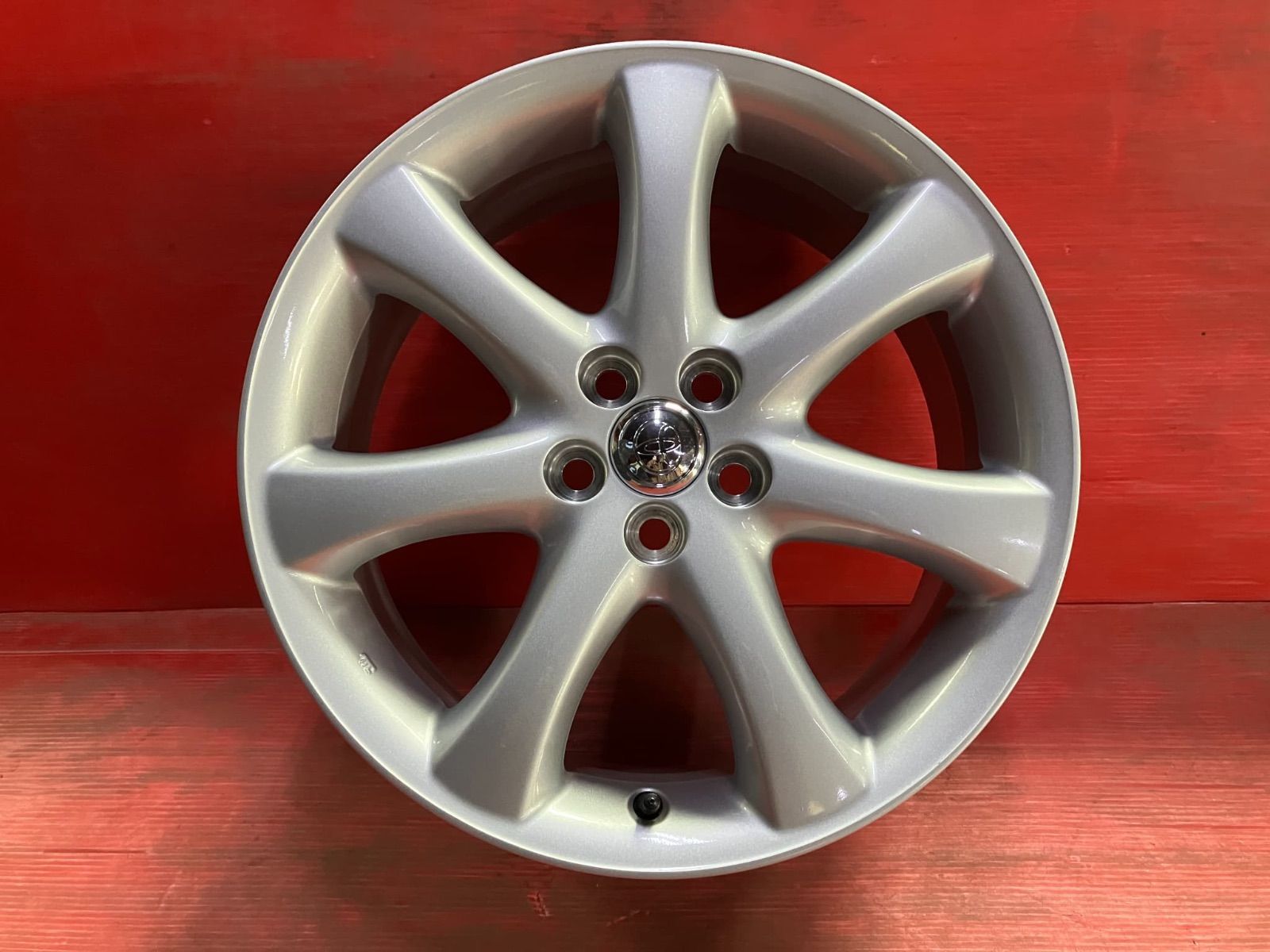 トヨタ ウィッシュ純正アルミ タイヤ4本セット トヨタ 4本セット