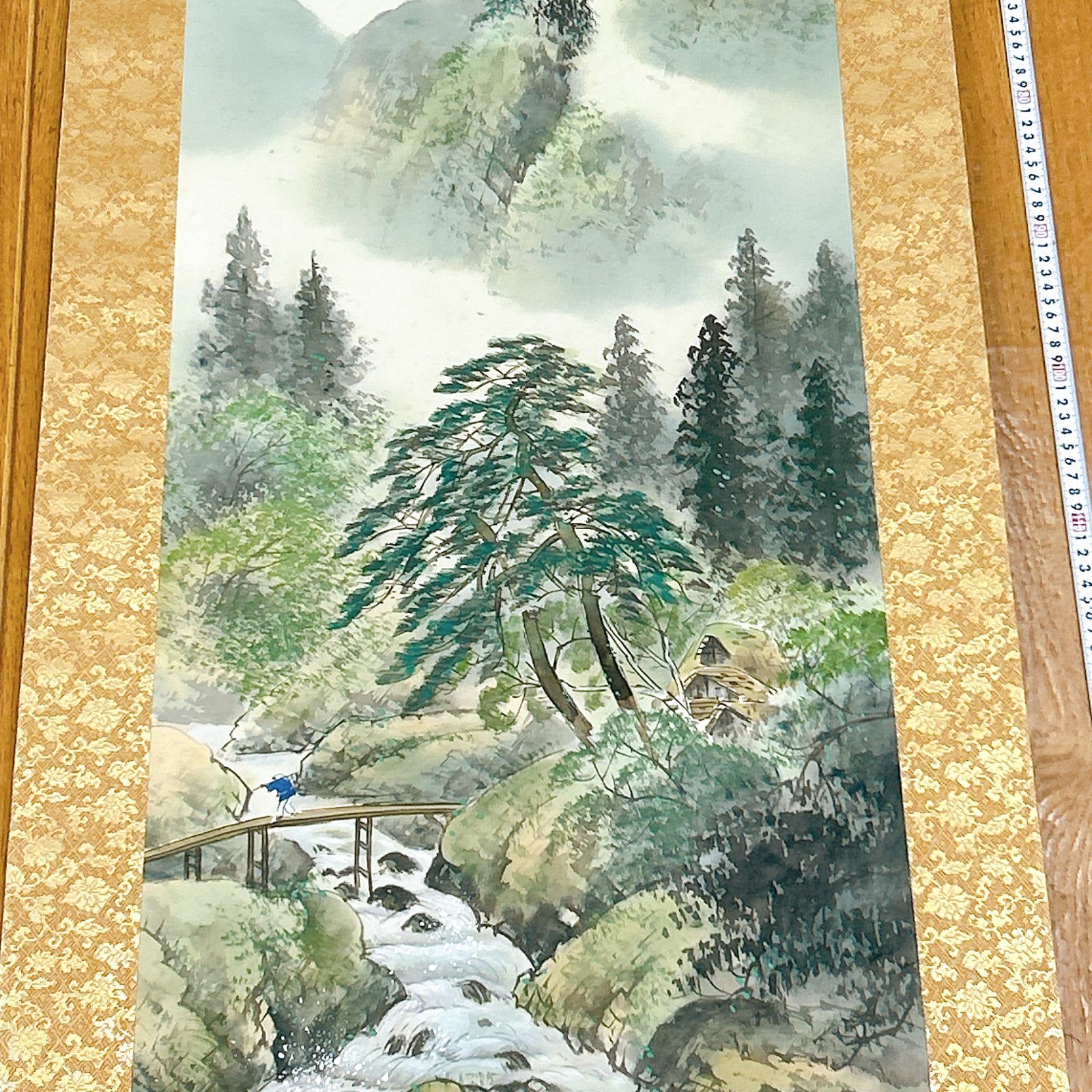 掛軸 湖月 渓山清趣 共箱付き 風景画 山水画 季節掛け 春夏 新緑