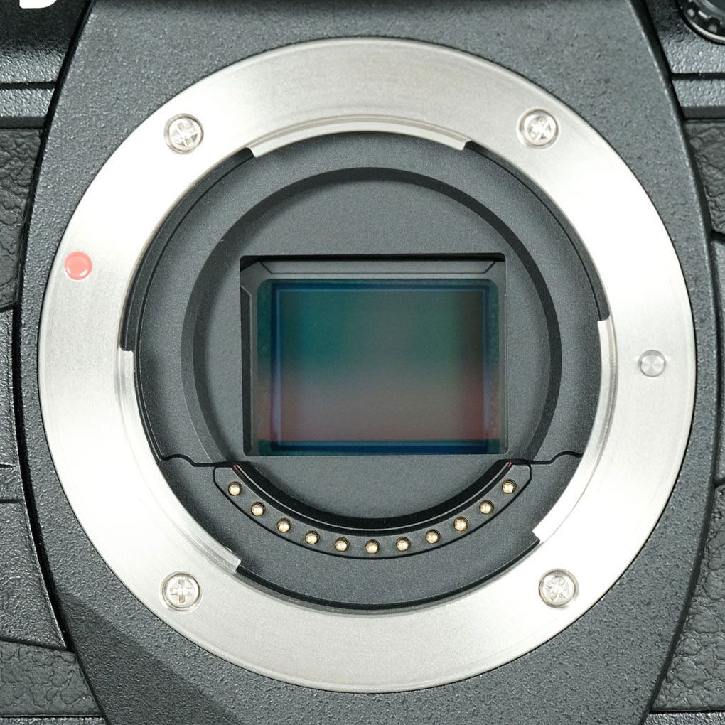 シャッター数 1,777回 OLYMPUS OM-D E-M10III オリンパス OLYMPUS OM-D E-M10 のシャッター回数を調べてみた
