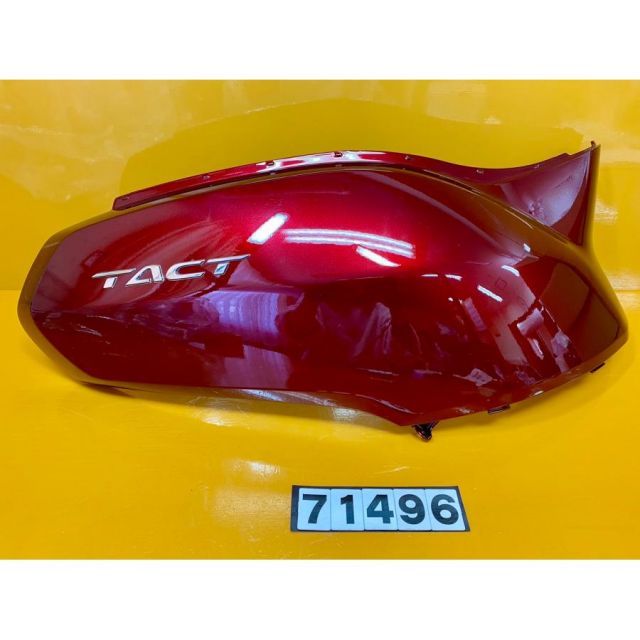 71496 HONDA ホンダ タクト AF79 ボディカバー サイドカウル 右 赤 83510-GJA-J001