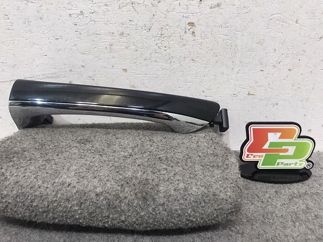 新品! Aクラス W169/2004-2013 純正 左フロントドアアウターハンドル A 1697600170 16976001709191 ブラック メルセデスベンツ (117039)