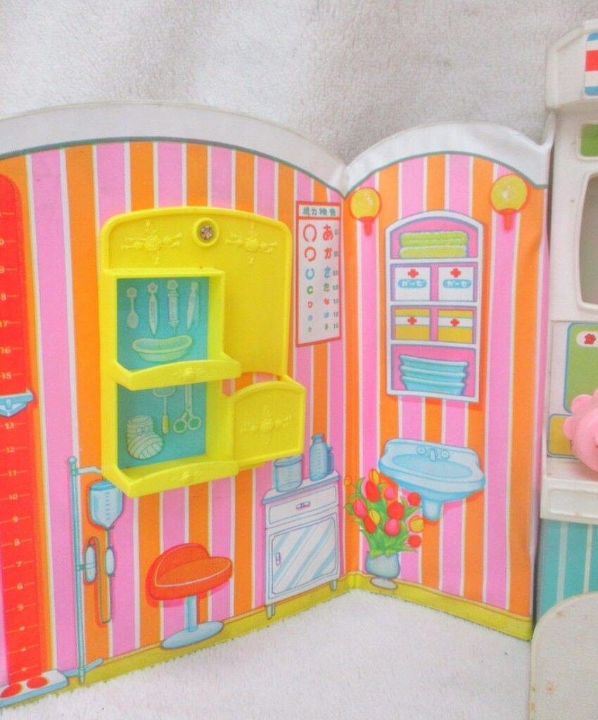 タカラ リカちゃん 2代目リカちゃん なかよし病院 - メルカリ