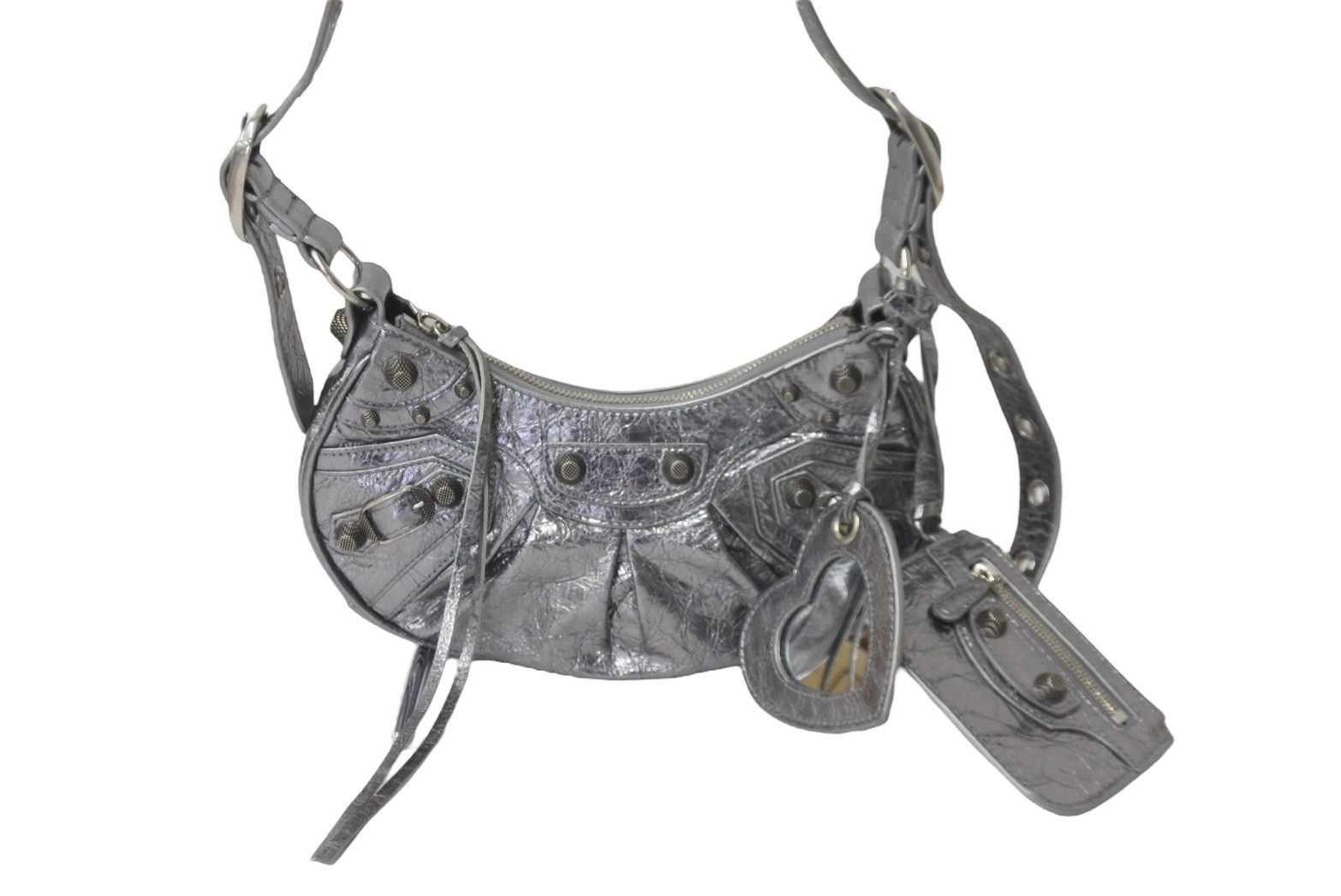 極美品 BALENCIAGA バレンシアガ LE CAGOLE 定価328900円 カゴールXS