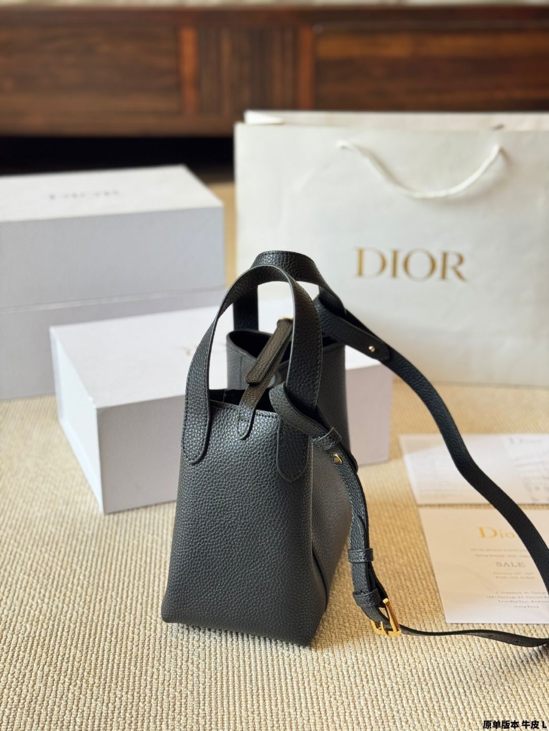 【しなやかなシェイプ】DIOR Signature バケットバッグ スモール 今日特価】Christian Dior Signaturea Bucket Bag 2025 SS New