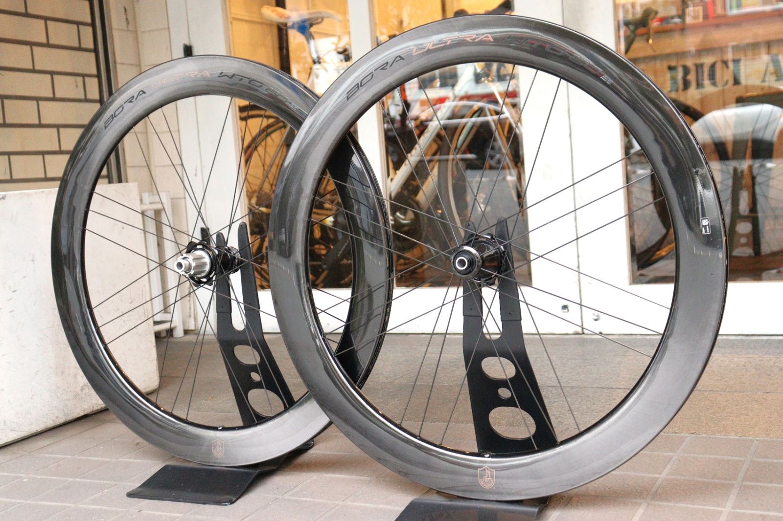 カンパニョーロ CAMPAGNOLO ボーラウルトラ BORA ULTRA WTO 60 DB カーボン チューブレス ホイールセット カンパ 11|12|13S 19C 横浜店