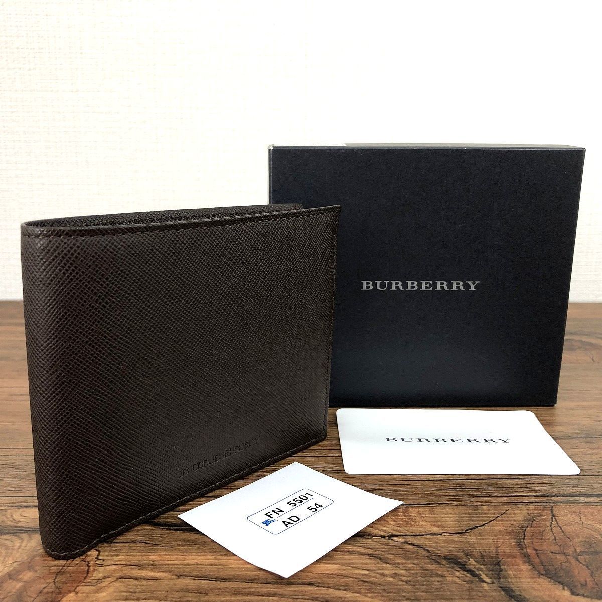 未使用品 BURBERRY 二つ折り財布 ブラック 351-