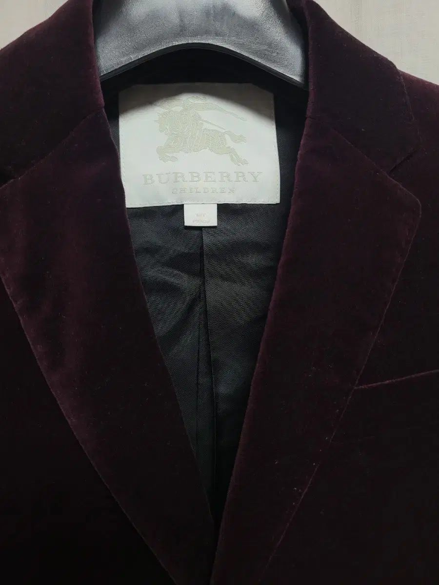  バーバリーキッズ ベルベット ジャケット その他 ジャケット ブルゾン