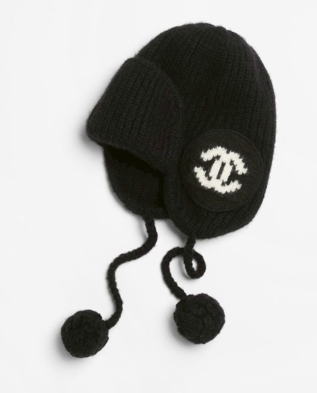 CHANEL シャネル　ニットキャップ　ビーニー　最新作　帽子　25ss 黒新品 CHANEL - 値下げ！新品未使用 シャネル ニット帽 黒 CHANEL 25A