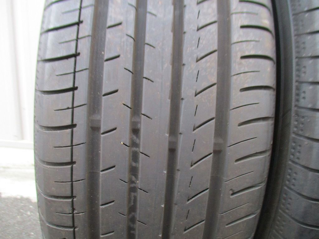 225|55R17 101W ヨコハマ BluEarth-GT AE51 製 2本 送料込 T61060830 インボイス領収書発行