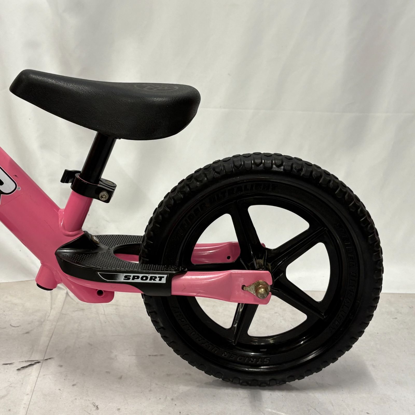 ストライダー　ピンク　STRIDER 12 SPORT Amazon.co.jp: ストライダー スポーツモデル (STRIDER Sport) 12インチ