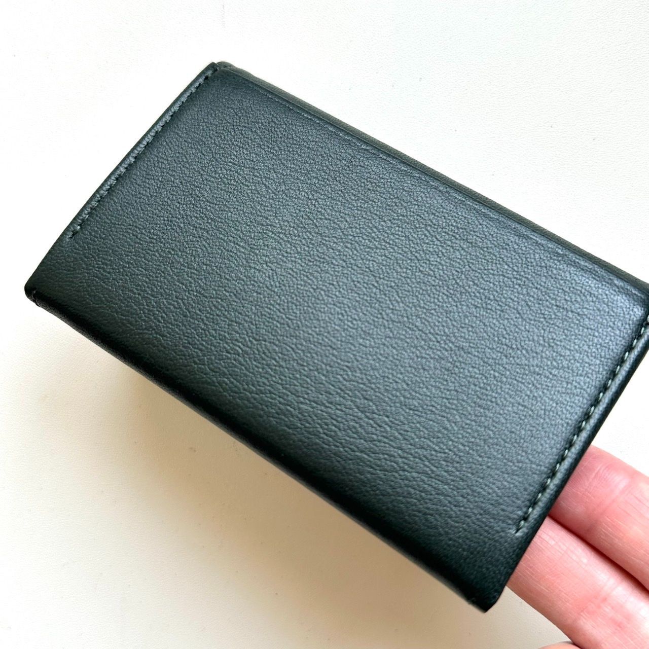 ポールスミス新品未使用 マーガレットプリントトリム 名刺入れ　ブラック Paul Smith 名刺入れ マーガレットプリントトリム / 845008 W562