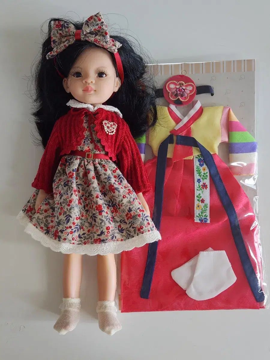 ⭐️パオラレイナドール 3体セット パオラ・レイナ 人形 ＋ 服