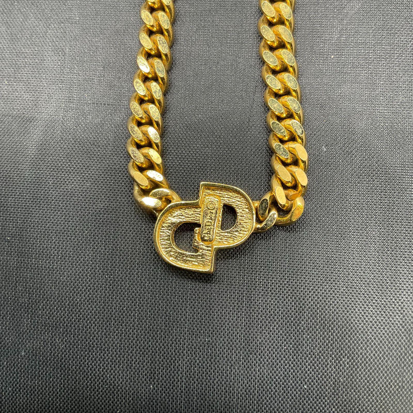 クリスチャンディオール チョーカー CDロゴ