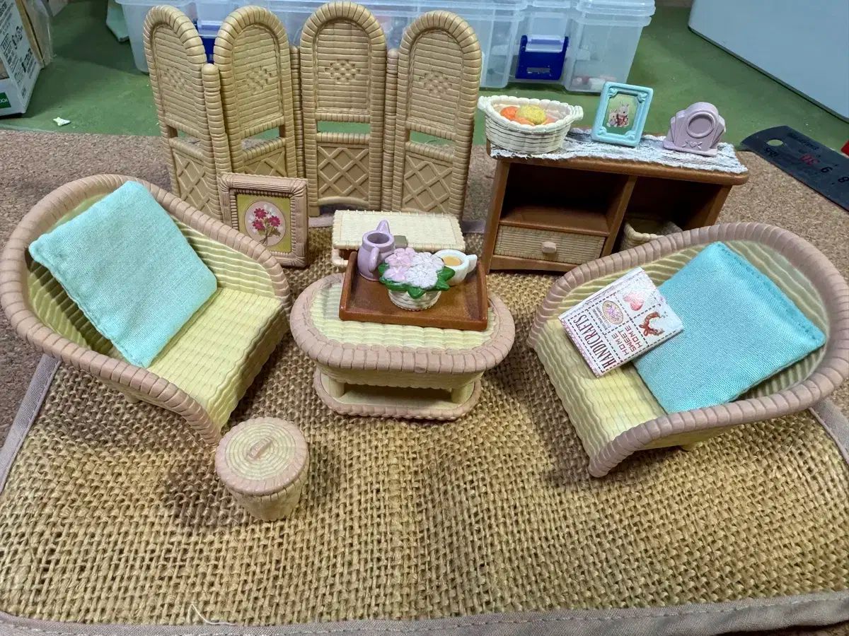 【雷市場（ポンジャン）商品韓国直送】 Sylvanian Families(シルバニアファミリー) 中止 オールド ナチュラル リビングルーム