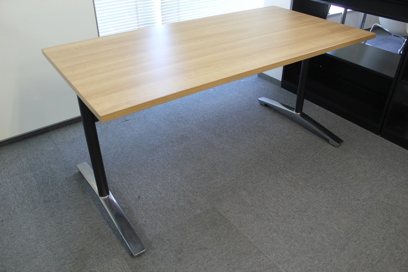 コクヨ ビエナ 幅1500 奥750 会議テーブル ミーティング デスク オフィス家具 家具