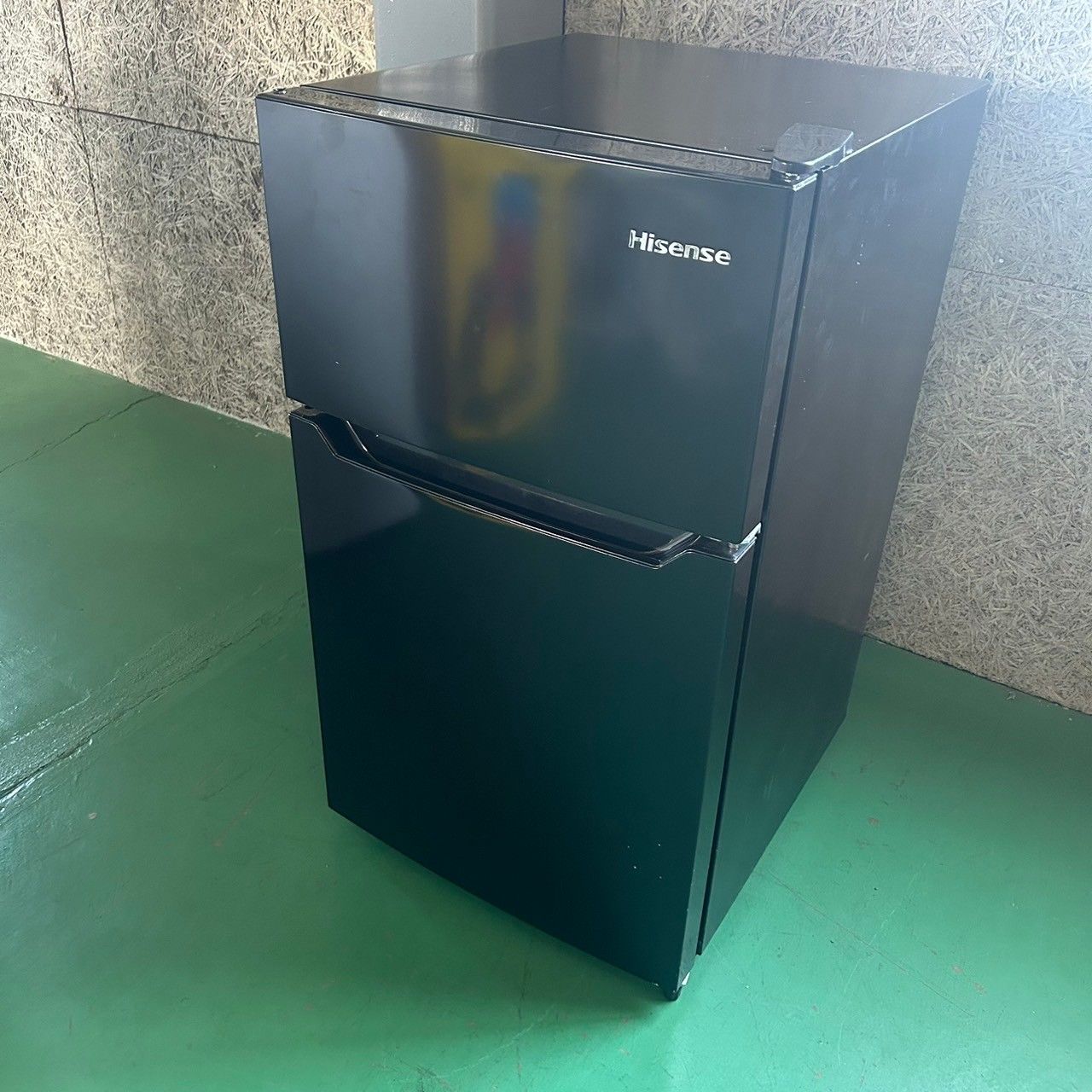 ハイセンス Hisense 2ドア 冷凍冷蔵庫 HR-B9501B 93L ブラック 2022年