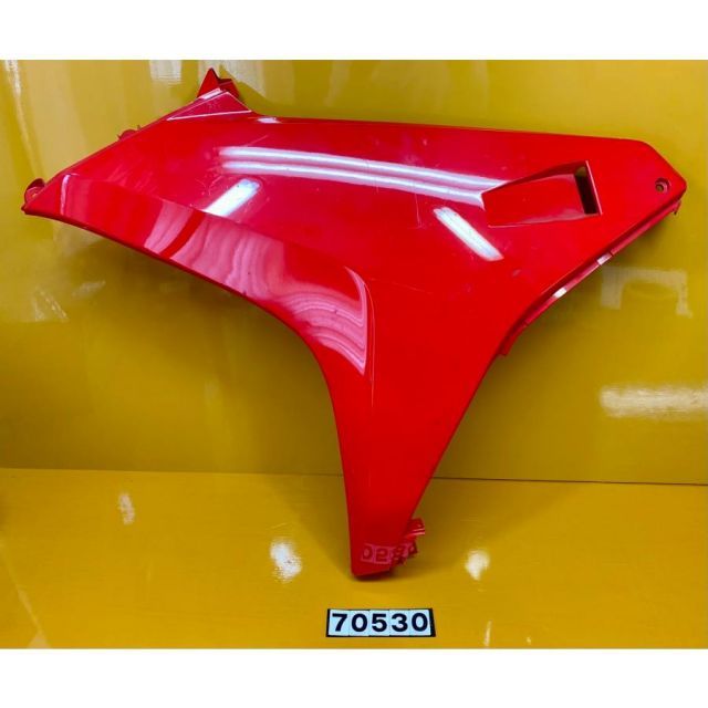 70530 HONDA ホンダ VFR800 RC79 サイドカウル ミドルカウル 左 赤 64325-MJM-D000