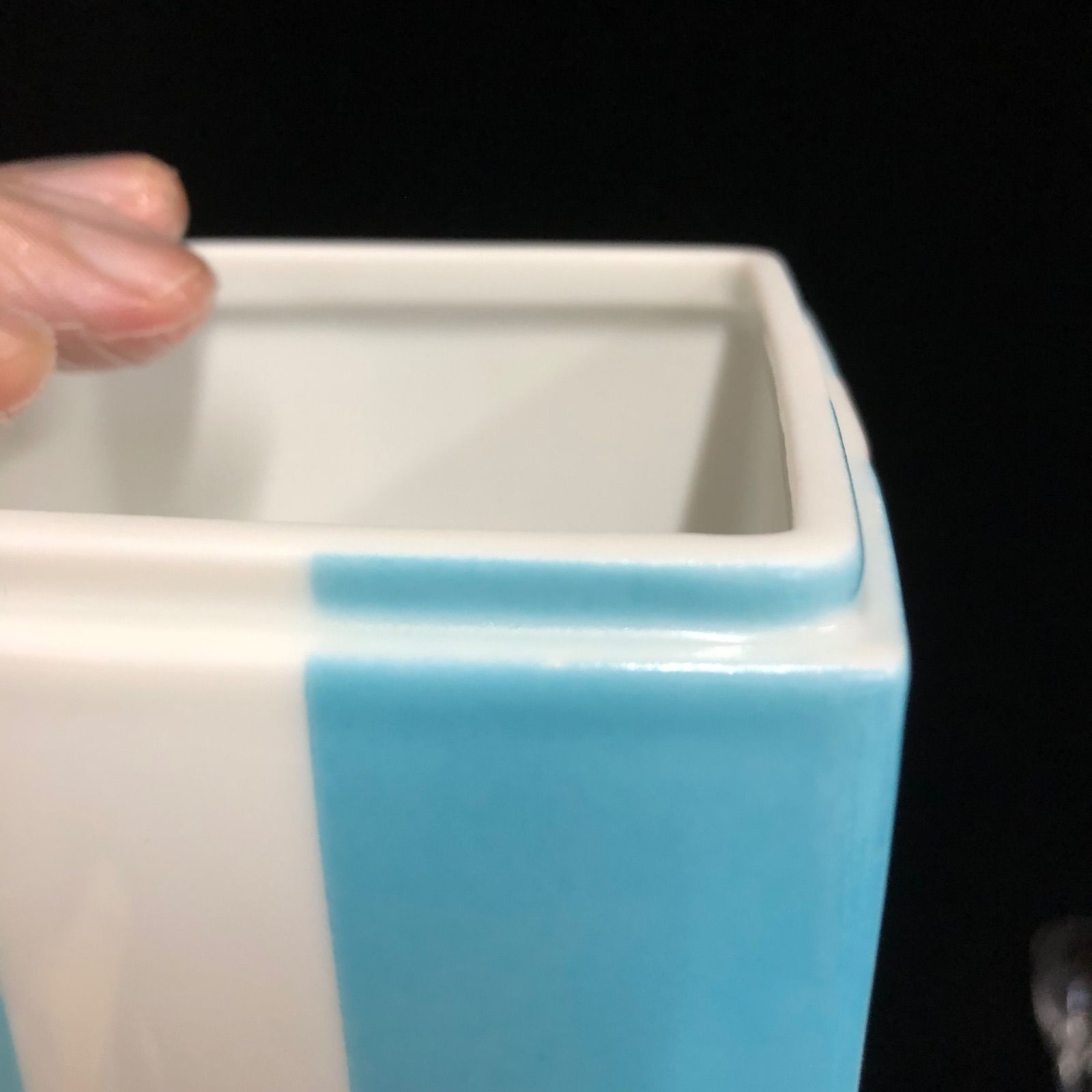 【大サイズ】Tiffany&Co.陶器ブルーボックス小物入れ Tiffany & Co. - 大きいサイズTiffany&Co.陶器ブルーボックス