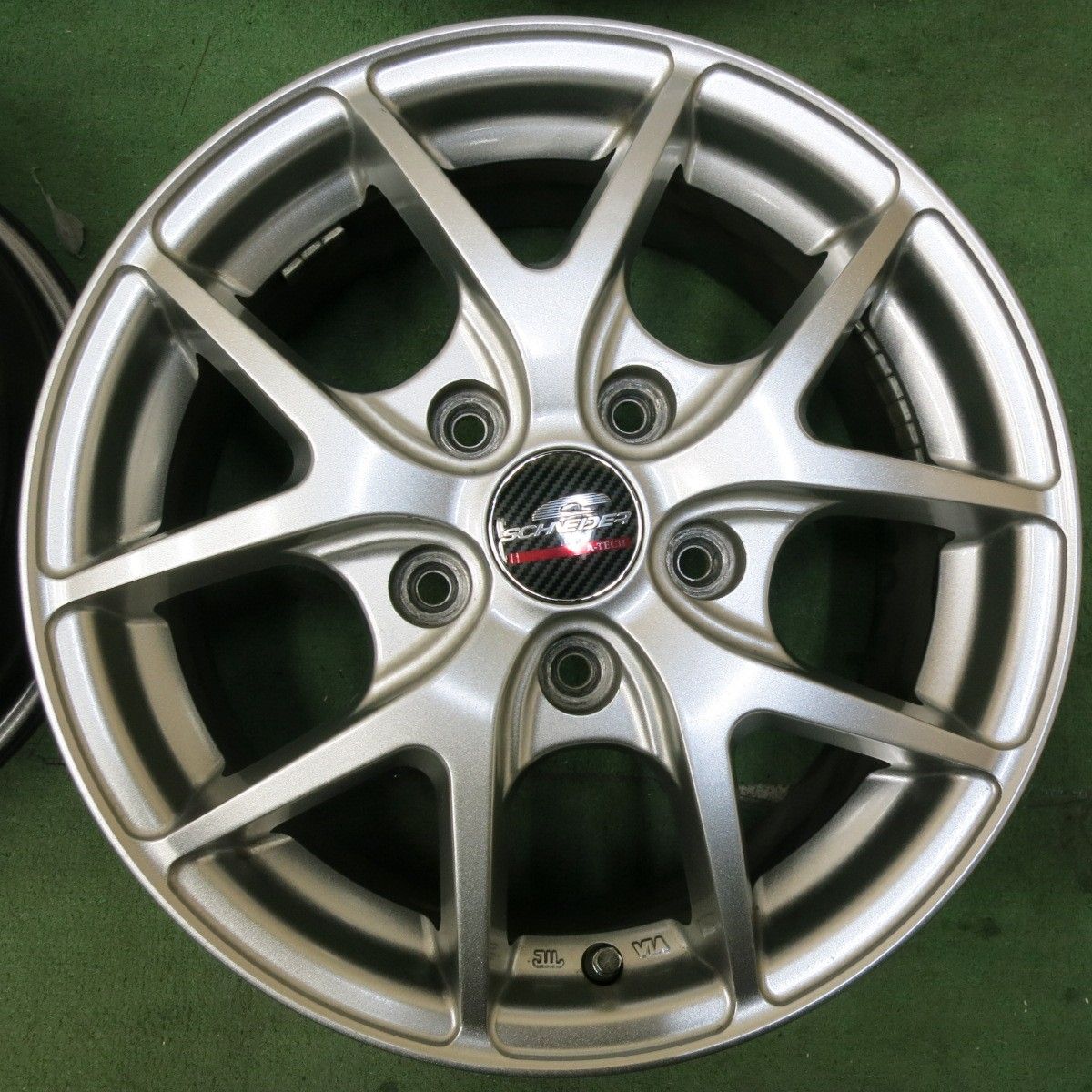 ホイールのみ！a-tech SCHNEIDER ホイール4本セット プリウス 等 ホイールのみ！a-tech SCHNEIDER ホイール4本セット プリウス 等