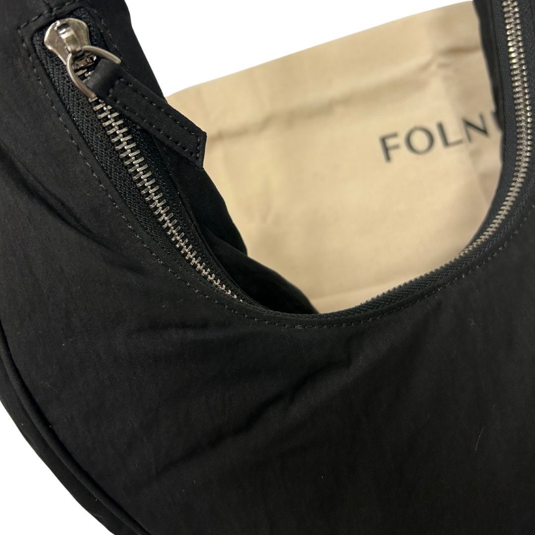 韓国人気ブランド】FOLNUA（フォルニュア） PADDED OVAL BAG G