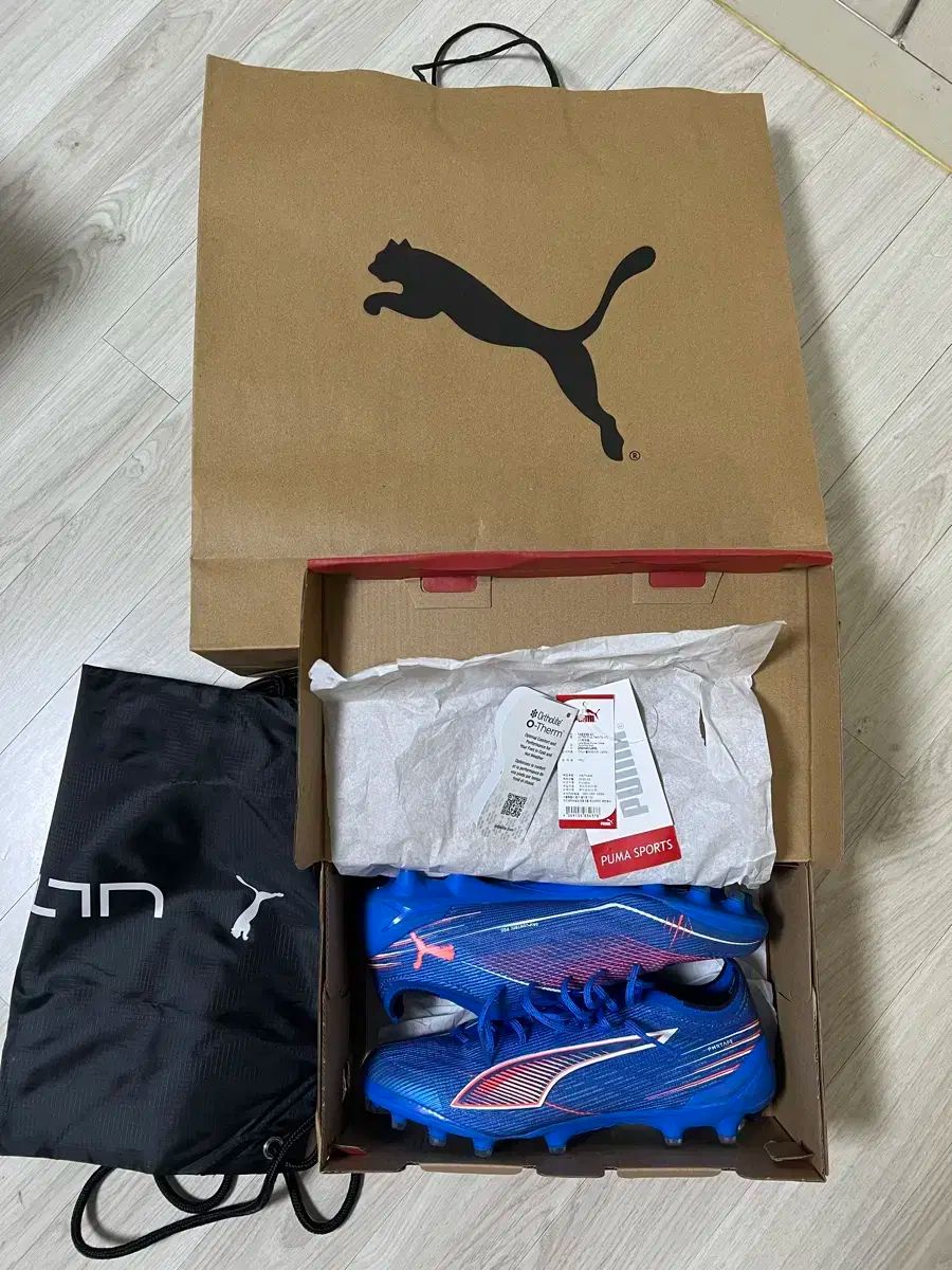 プーマ ウルトラ6 アルティメット AG サッカーシューズ 250