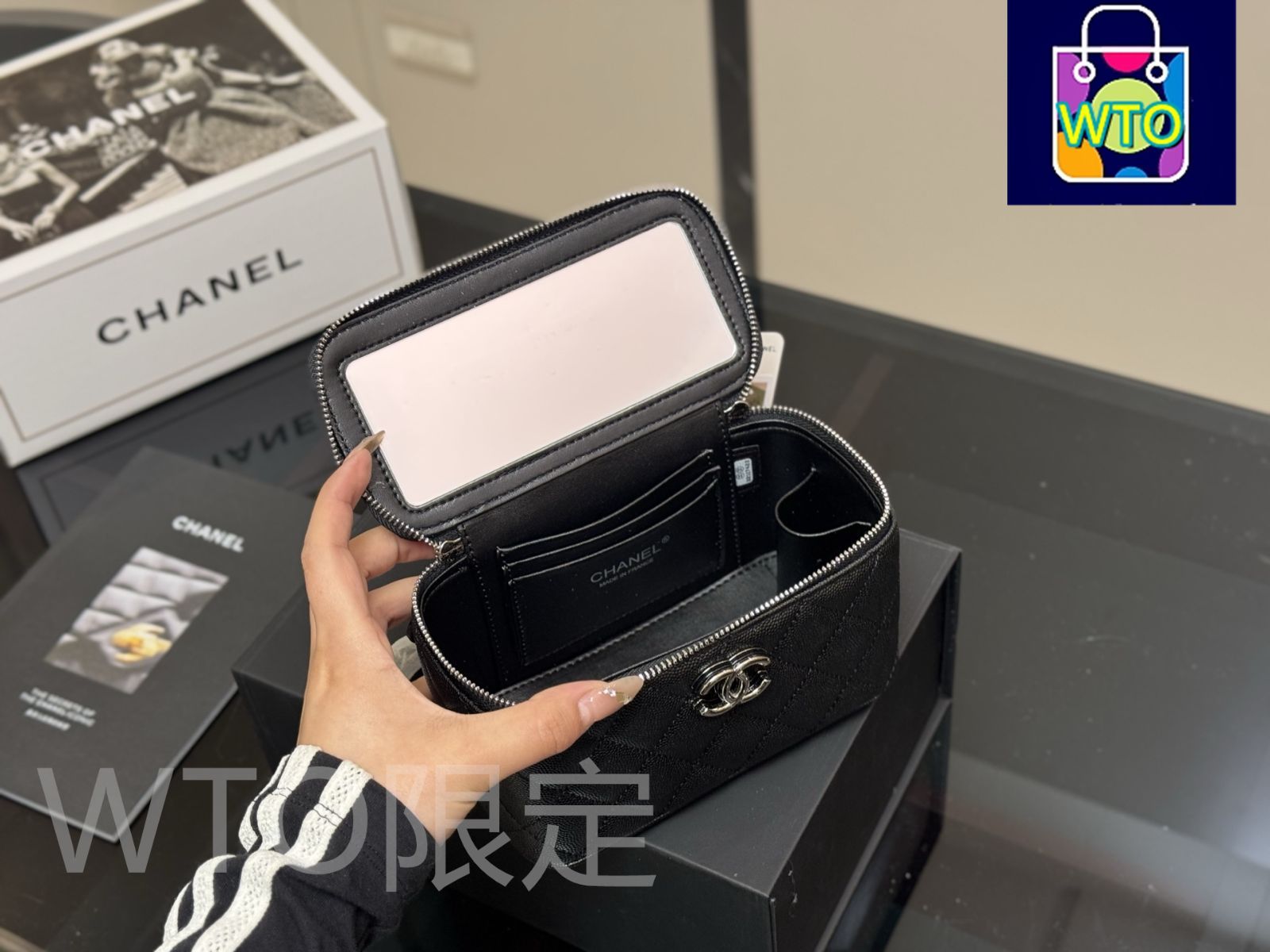 CHANEL 小型化粧箱 今日特価】Chanel ボックスバッグ / 化粧ケース～最高の