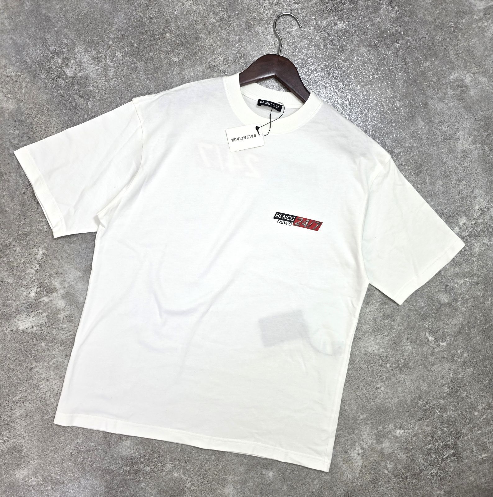 BALENCIAGA ホワイト Tシャツ Sサイズ BALENCIAGA ホワイト Tシャツ Sサイズ BALENCIAGA ホワイト Tシャツ S