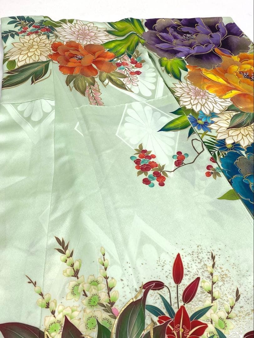 振袖 豪華 刺繍 金彩 紋意匠 牡丹 大輪 身丈170cm パールトーン加工済