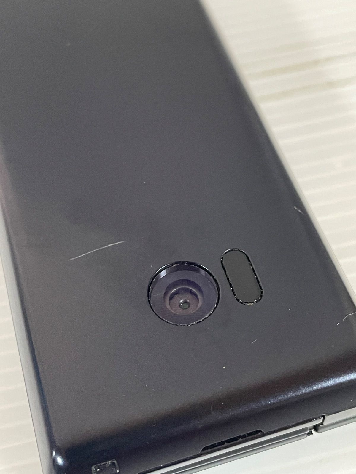AQUOS ケータイ3 NP805SH ブラック　1 Amazon.co.jp: Softbank 805SH AQUOS ケータイ3 ブラック : 家電