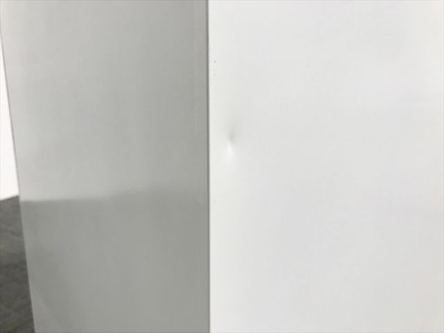 ウチダ オフホワイト