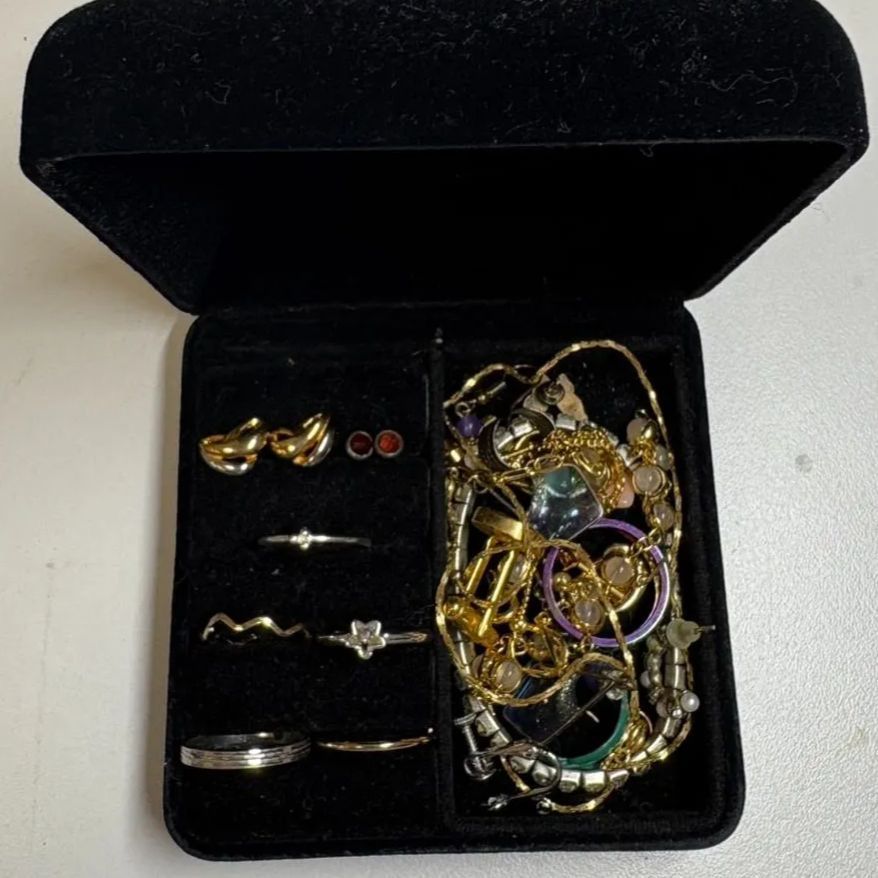 【⑲】遺品整理 ヴィンテージアクセサリーまとめ ✨遺品整理✨】ジュエリーボックス 金 まとめ アクセサリー 指輪