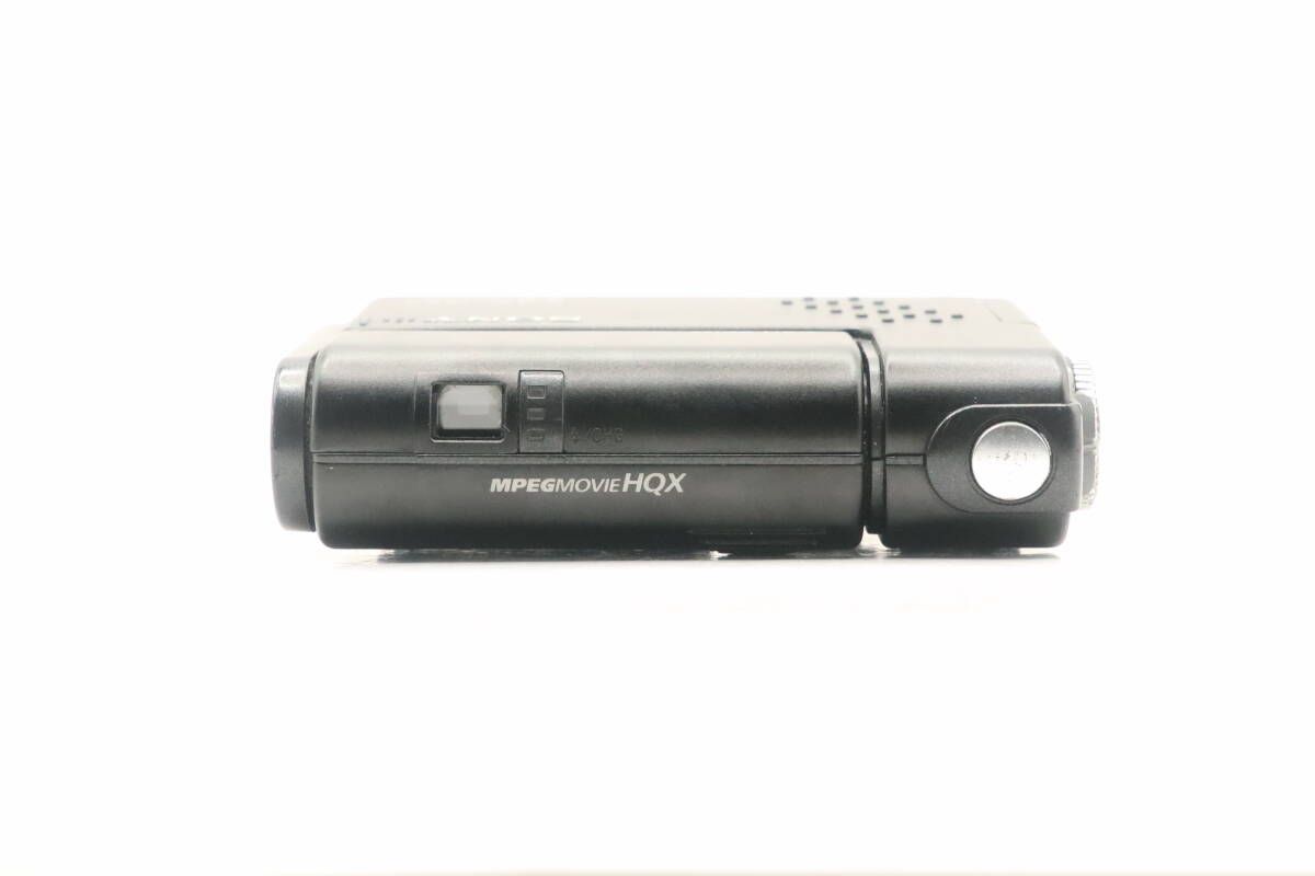 Cyber-shot DSC-F77