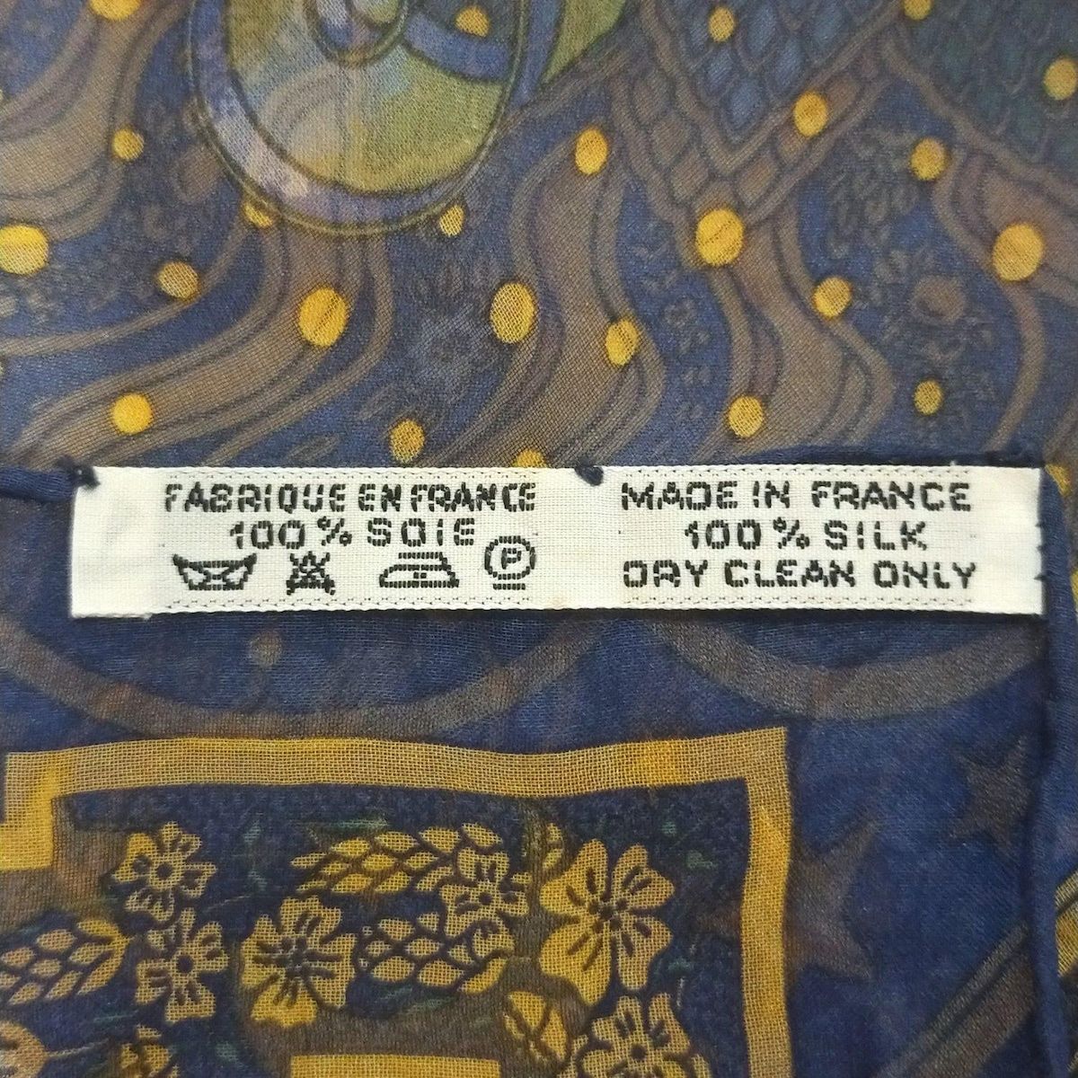 HERMES(エルメス) スカーフ美品 プチカレ ネイビー×ダークイエロー  