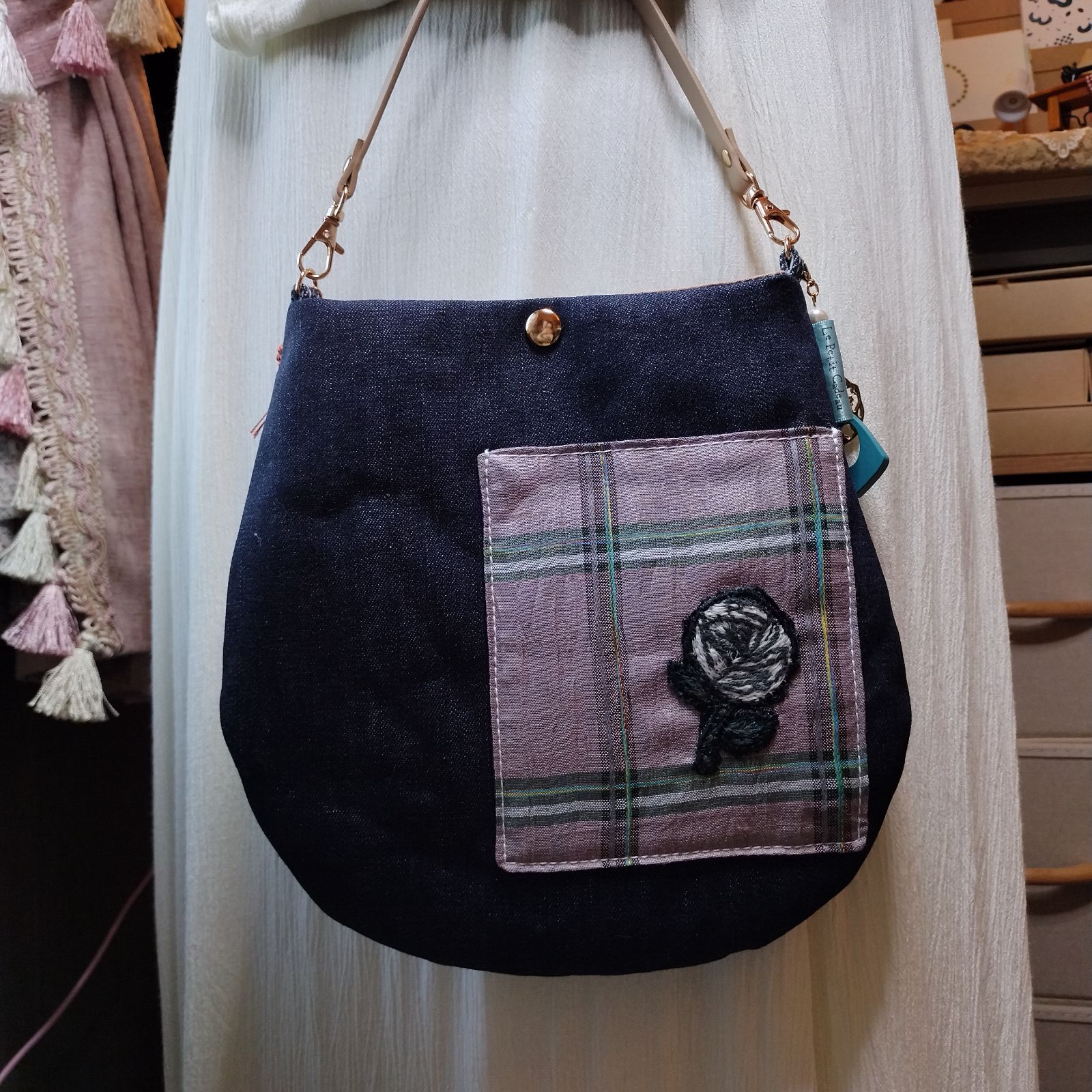 ハンドメイド手刺繍バッグ ✢幸 series✢ B6797 ハンドメイド バッグ 刺繍 手刺繍 大人