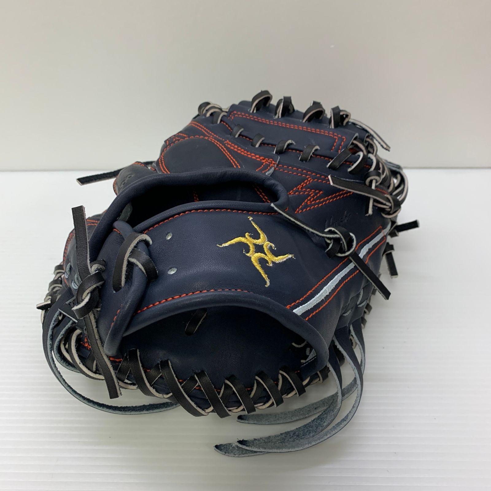カナメ KANAME 硬式 大人 一般 キャッチャーミット 捕手 グローブ グラブ 右投げ C200 タグ付き グローブ袋付き 野球 6303