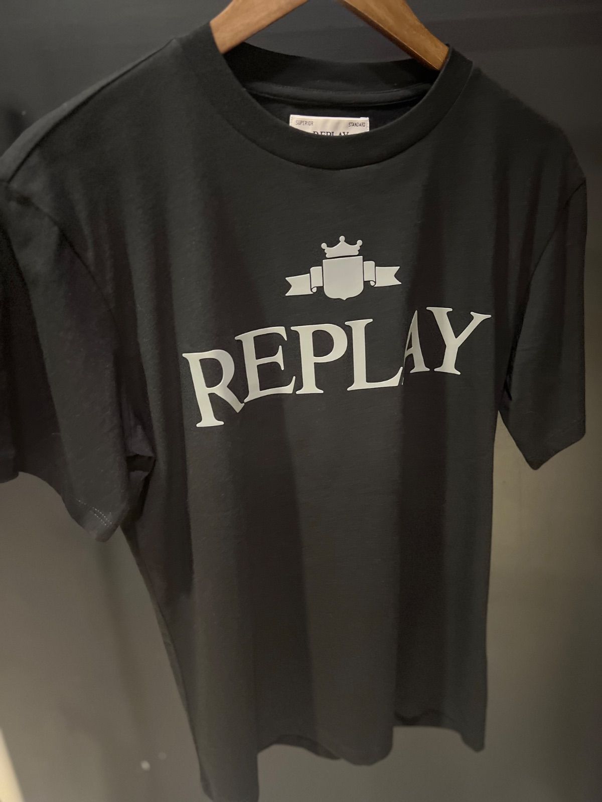 送料込★REPLAY★M6944.000.2660 半袖Tシャツ M6944.2660 BLACK 098 - メルカリ
