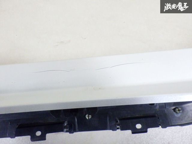 11枚目ステー傷 14-15裏割 アルファード AGH30W 後期 純正 左 11枚目