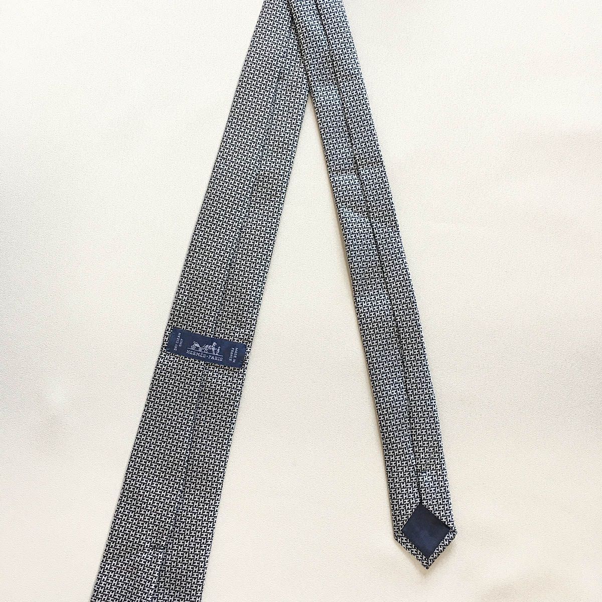 美品 エルメス HERMES ネクタイ シルク100% フランス製 ブラック