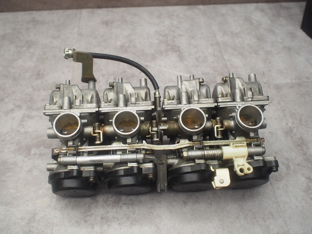 スズキ バンディット250 GJ74A|1型 純正キャブレター ３ OH前提