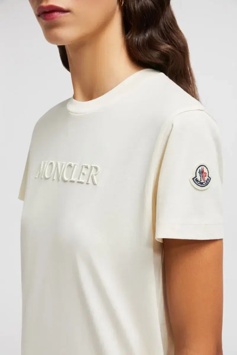 ★MONCLER★刺繍 トーナル ロゴ コットン Tシャツ 完売色あり！モンクレール 刺繍ロゴ コットン Tシャツ スーパー