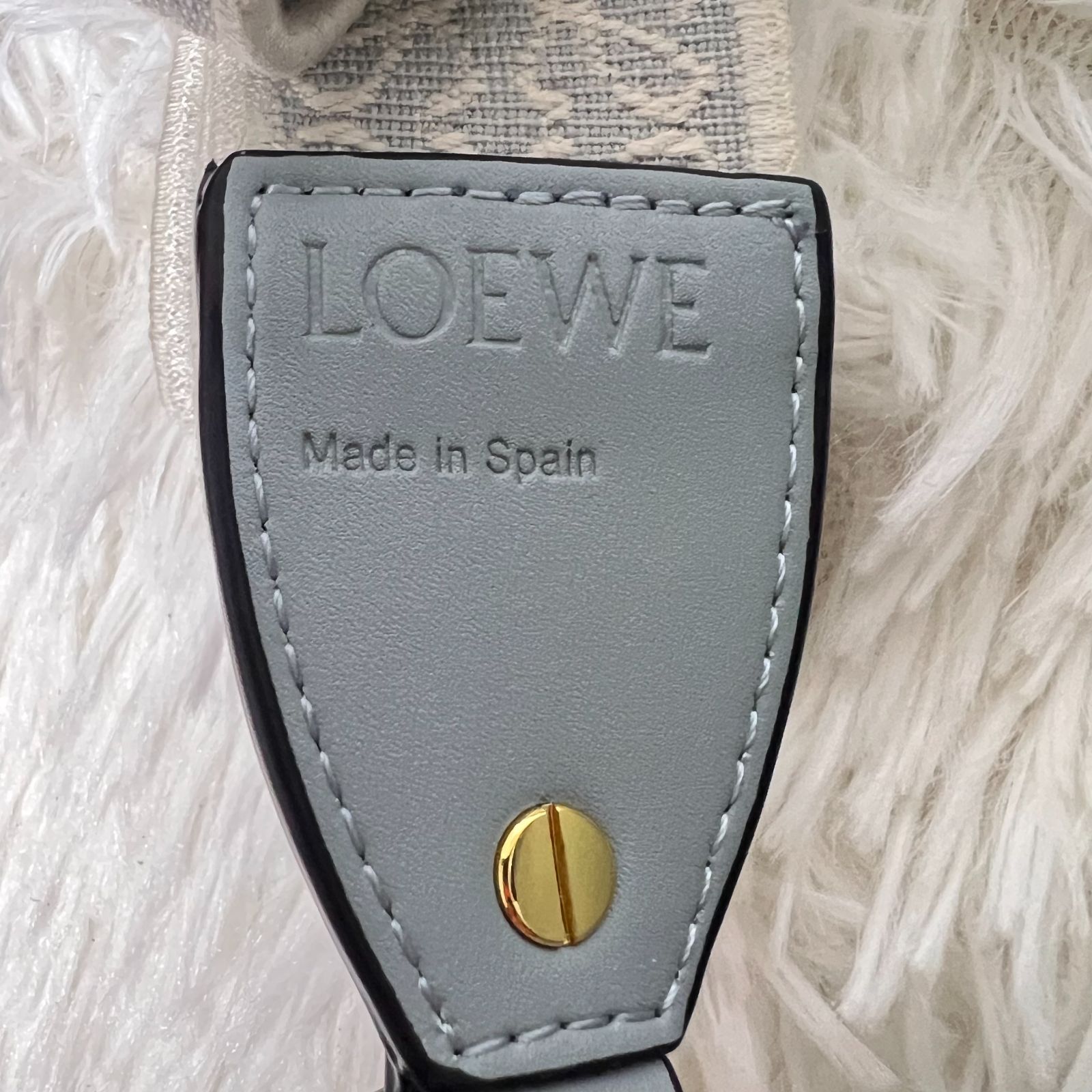 美品✨ロエベ LOEWE ショルダーバッグ