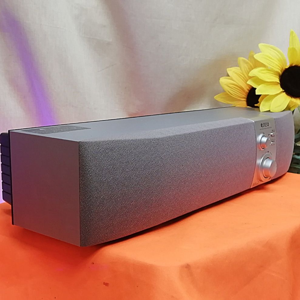 大迫力のアンプ内蔵 サウンドバー】ウーファー、フルレンジ内蔵 現品