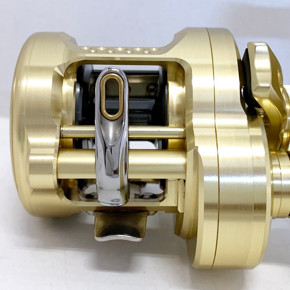 シマノ 24 オシアコンクエスト CT 301HG 左ハンドル / ベイトリール