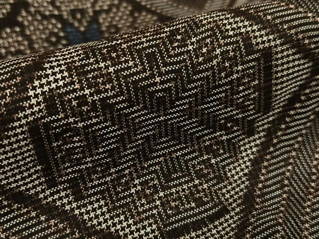 平和屋着物●本場大島紬　龍郷絣　花菱文　正絹　逸品　AAAT0568zg 平和屋着物○本場大島紬 龍郷絣 花菱文 正絹 逸品 AAAT0568zg - メルカリ