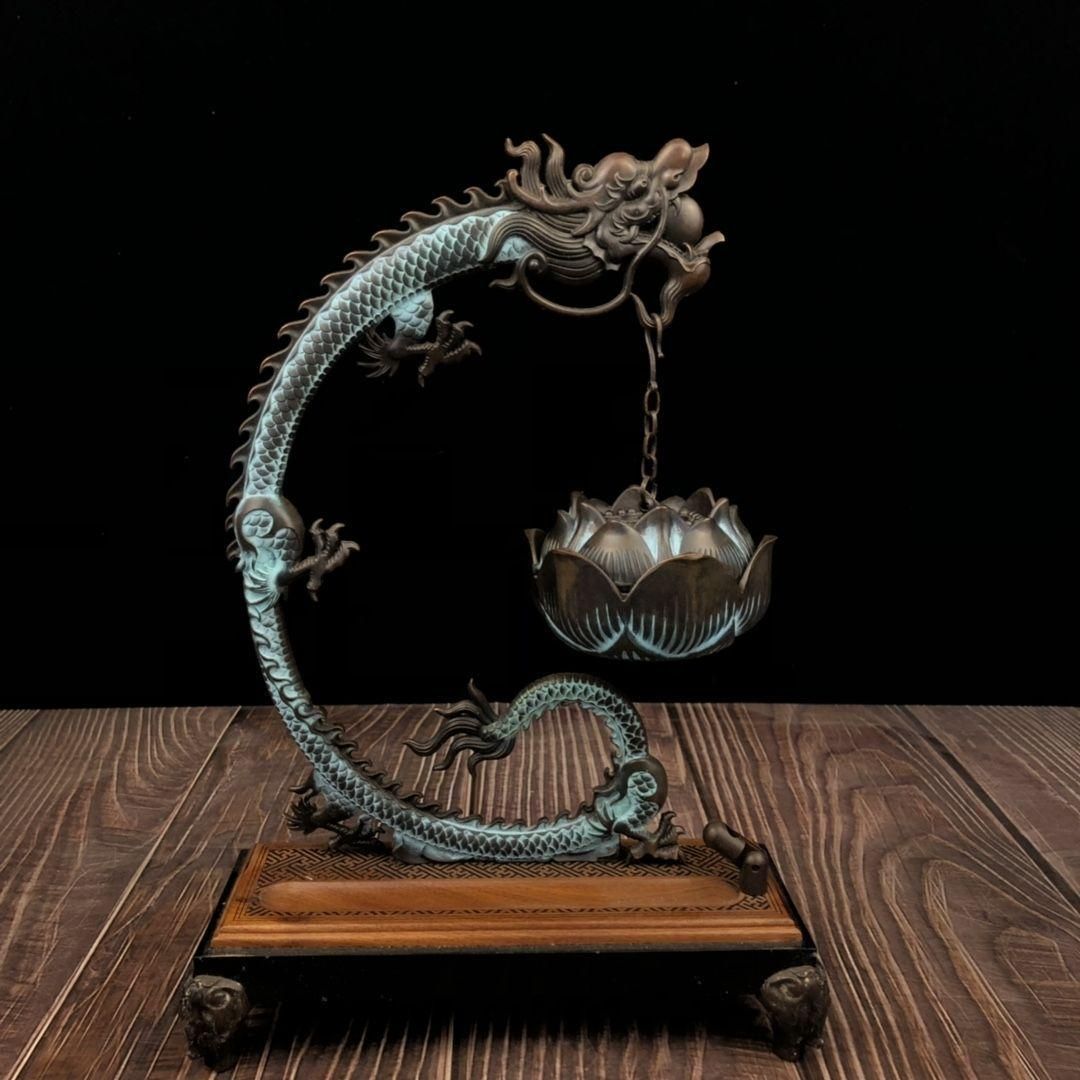 銅 細工 彩藍蓮華龍弔り式香炉 倒流香 装飾品 現代工芸品 美術品 置物 銅 細工 彩藍蓮華龍弔り式香炉 倒流香 装飾品 現代工芸品 美術品