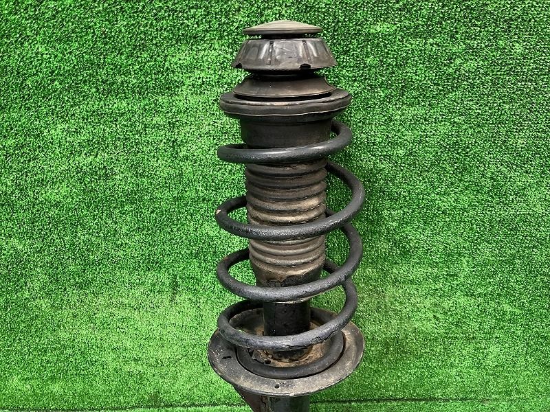 左フロントストラット F