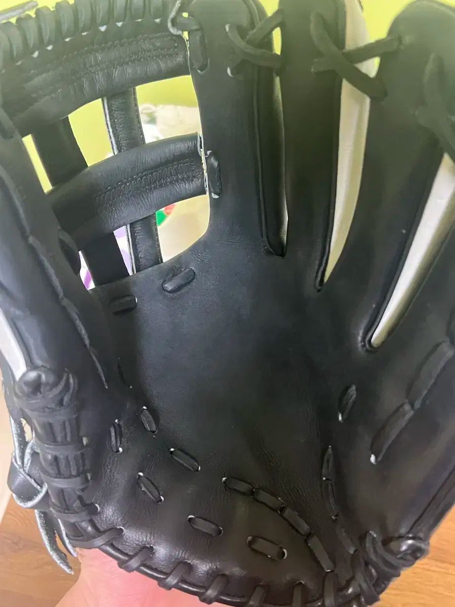 ジャパンステア 内野グローブ