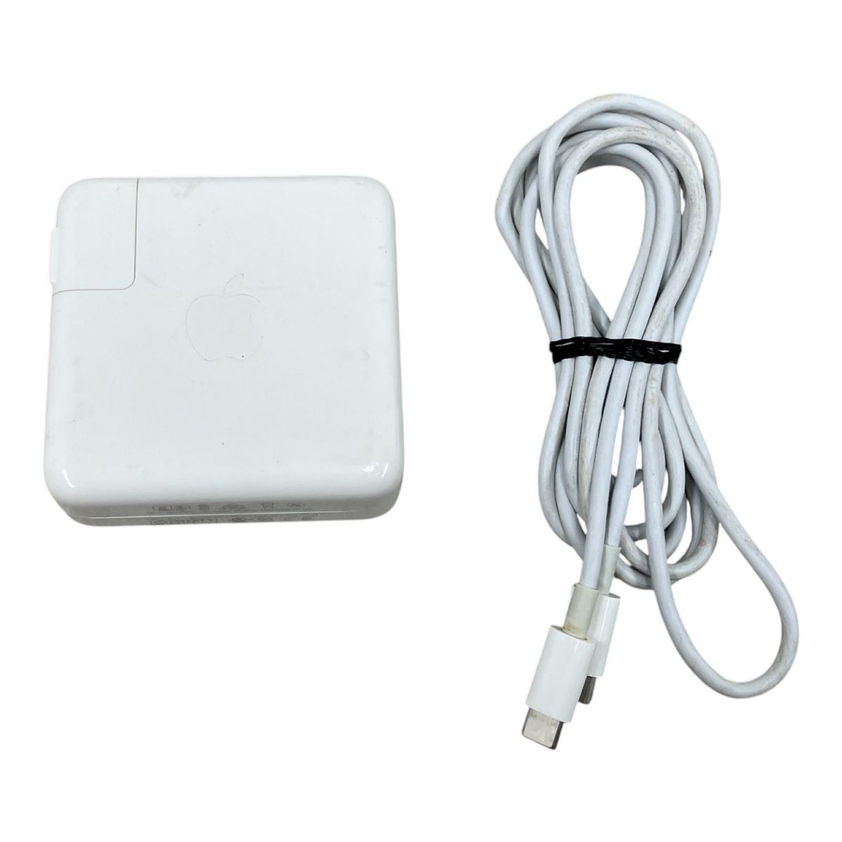 【美品】MacBook Pro i7  SSD1TB 充放電22回 パソコンPC 充放電回数31回】Apple MacBook Air M2 2022 FLY33J/A ノート