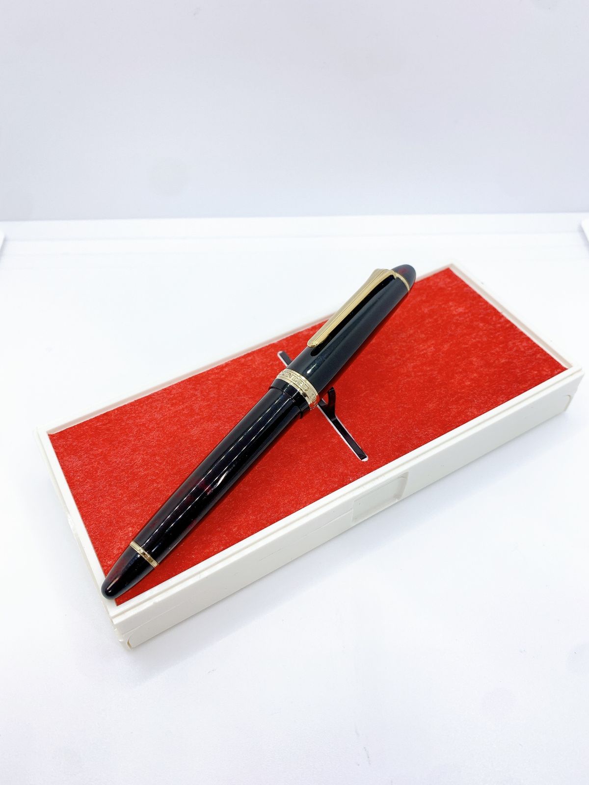 SAILOR|セーラー FOUNDED 1911 万年筆 14K ブラック|ゴールド SH131